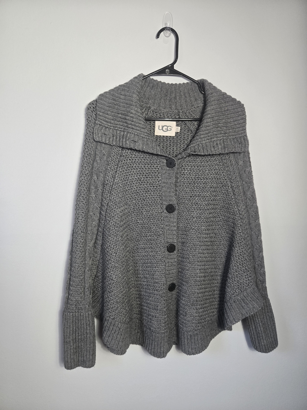 UGG Australia Gray Cable Knit Button Front Poncho Cardigan Sweater Cape XS/S